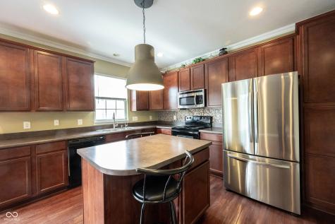 11910 Riley Drive Zionsville IN 46077