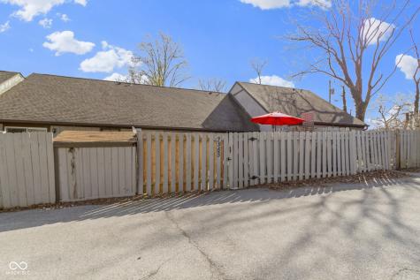 7965 Benjamin Drive Lawrence IN 46226