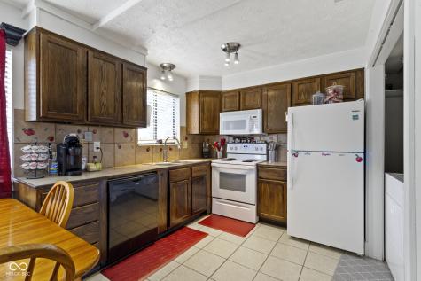 7965 Benjamin Drive Lawrence IN 46226