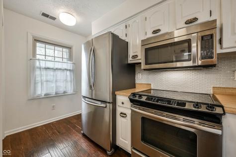 5250 Whisperwood Lane Indianapolis IN 46226