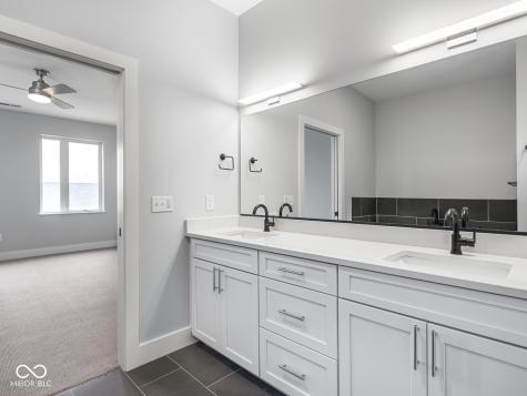 319 E 16th Street Indianapolis IN 46202