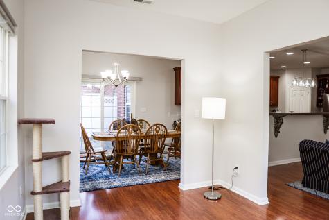 5213 Dunewood Way Avon IN 46123