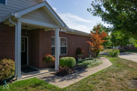 5213 Dunewood Way Avon IN 46123
