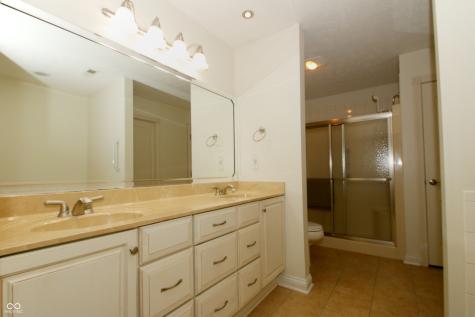 7751 Rosa Drive Indianapolis IN 46237