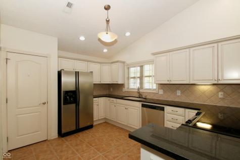 7751 Rosa Drive Indianapolis IN 46237