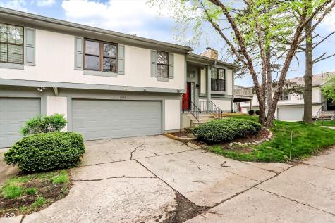 2684 Lakeshire Lane Indianapolis IN 46268