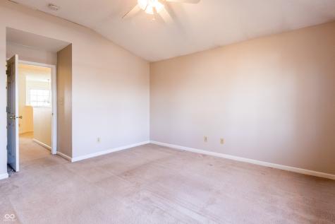1024 S Montgomery Drive Greenwood IN 46143