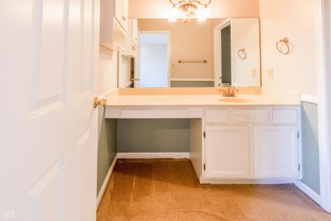 1024 S Montgomery Drive Greenwood IN 46143