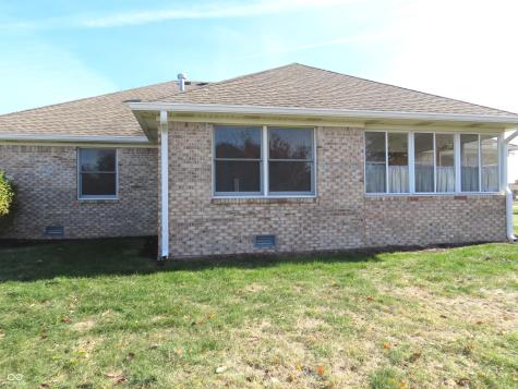 1804 Pine Cone Drive Brownsburg IN 46112