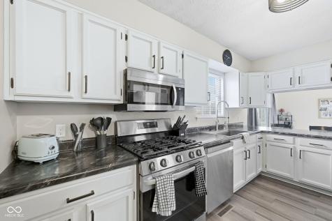 4414 Abby Creek Lane Indianapolis IN 46205