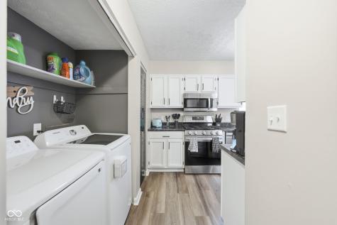 4414 Abby Creek Lane Indianapolis IN 46205