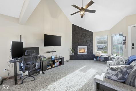 4414 Abby Creek Lane Indianapolis IN 46205