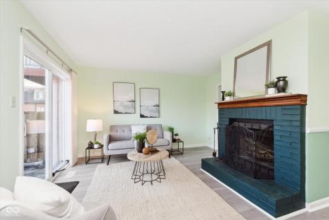 1138 Canterbury Square S Indianapolis IN 46260