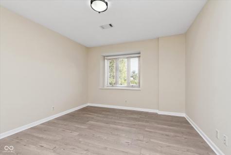 1138 Canterbury Square S Indianapolis IN 46260