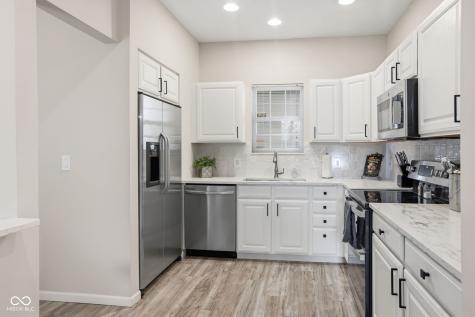 9165 Huxley Court Fishers IN 46037