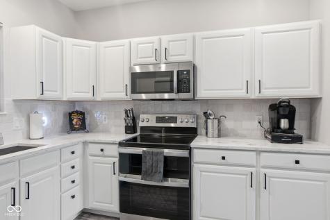 9165 Huxley Court Fishers IN 46037