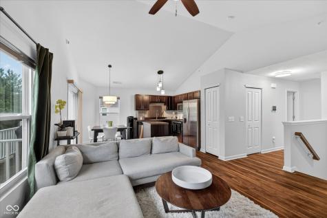 12135 Scoria Drive Fishers IN 46038