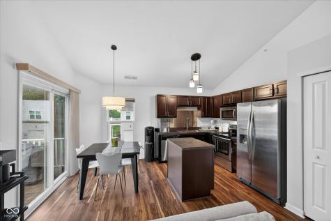 12135 Scoria Drive Fishers IN 46038