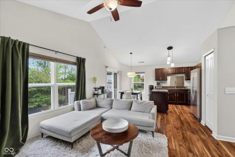 12135 Scoria Drive Fishers IN 46038