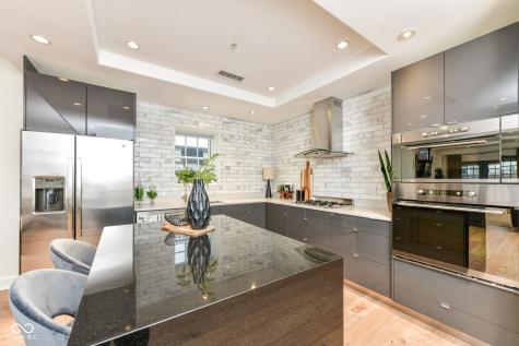30 W Main Street Carmel IN 46032