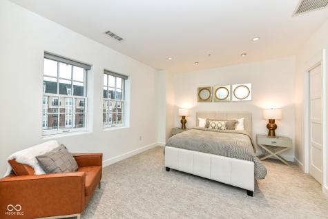 30 W Main Street Carmel IN 46032