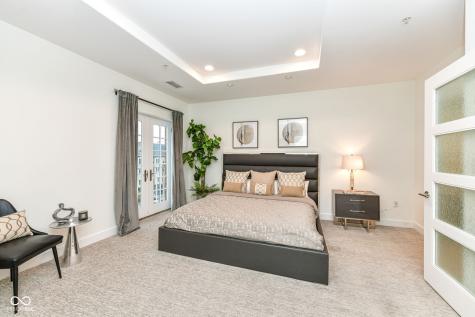 30 W Main Street Carmel IN 46032