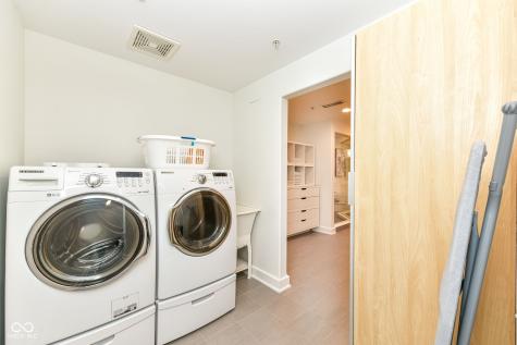 30 W Main Street Carmel IN 46032