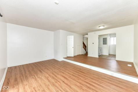 4458 Abby Creek Lane Indianapolis IN 46205