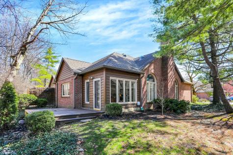 2048 Oldfields Circle N Drive Indianapolis IN 46228