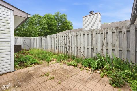 5953 Beau Jardin Drive Indianapolis IN 46237