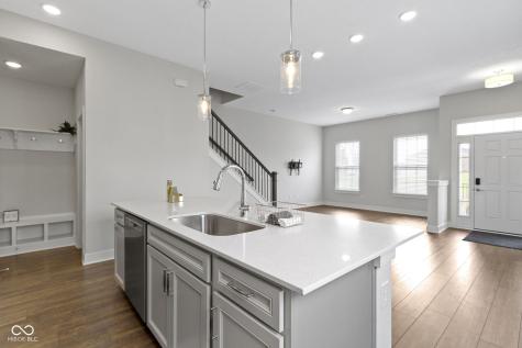 517 Steinbeck Place Carmel IN 46032