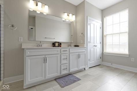 517 Steinbeck Place Carmel IN 46032