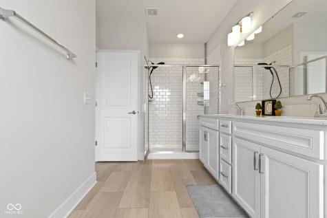 517 Steinbeck Place Carmel IN 46032