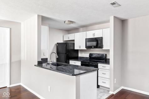 4291 Village Parkway Circle W Indianapolis IN 46254
