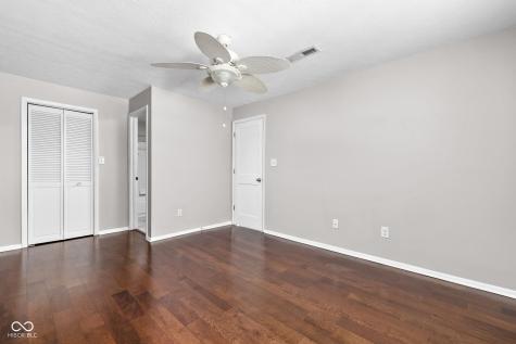 4291 Village Parkway Circle W Indianapolis IN 46254