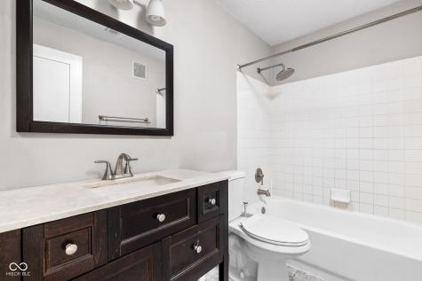 4291 Village Parkway Circle W Indianapolis IN 46254