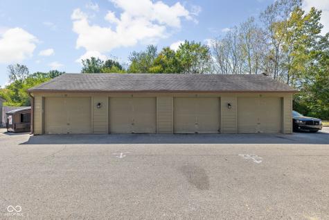 4291 Village Parkway Circle W Indianapolis IN 46254