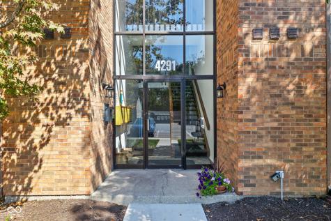 4291 Village Parkway Circle W Indianapolis IN 46254