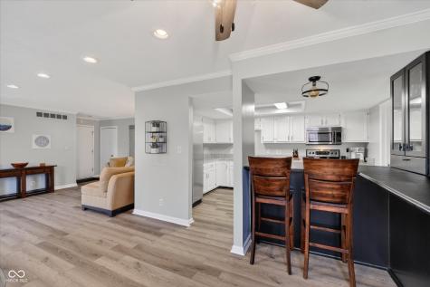 6131 Apache Drive Indianapolis IN 46254