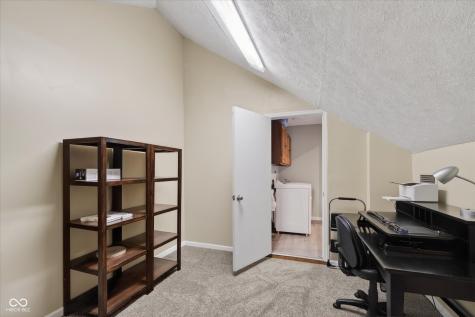 6131 Apache Drive Indianapolis IN 46254