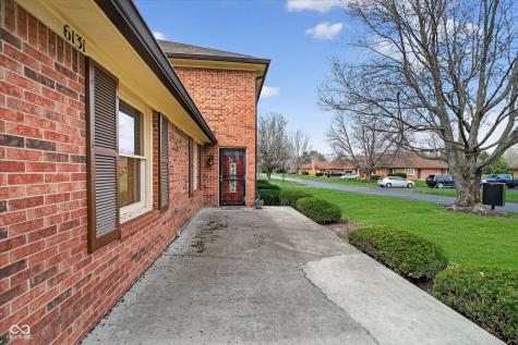 6131 Apache Drive Indianapolis IN 46254