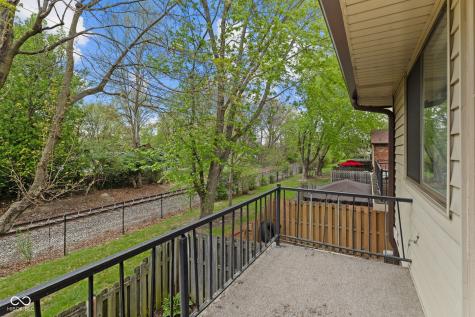 968 Greenwood Trail W Greenwood IN 46142