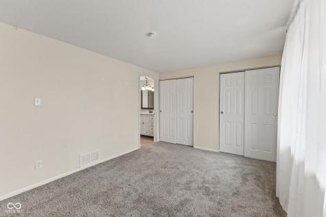 968 Greenwood Trail W Greenwood IN 46142