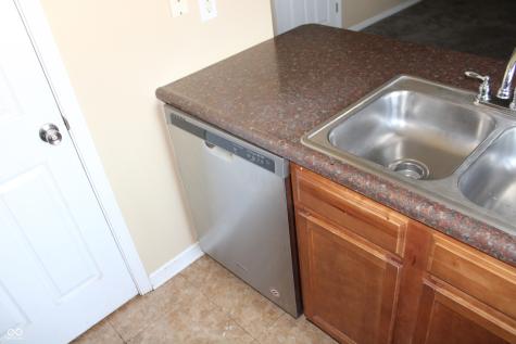 47 Port Sylvia Drive Indianapolis IN 46224