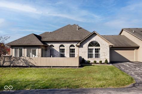7442 Courtyard Way Fishers IN 46038