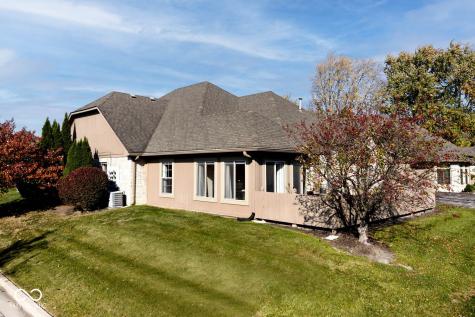 7442 Courtyard Way Fishers IN 46038