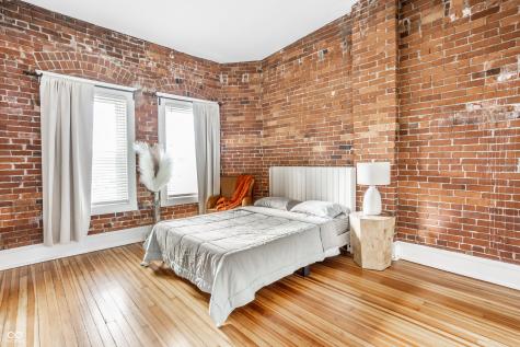 643 Fort Wayne Avenue Indianapolis IN 46204