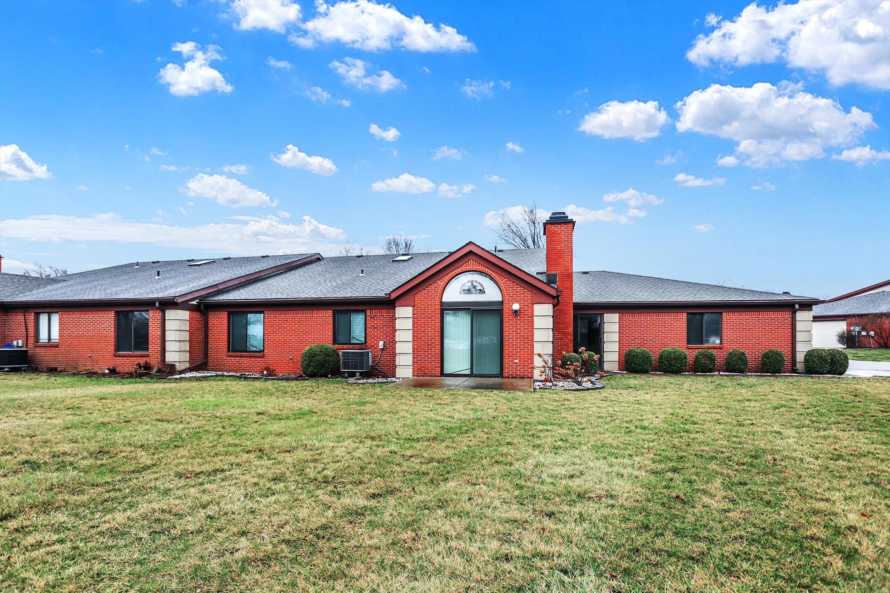 2052 Oak Run Court Indianapolis IN 46260