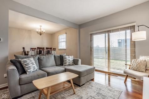 105 Carmelaire Drive Carmel IN 46032