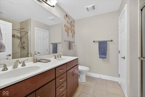 20971 Shoreline Court Noblesville IN 46062